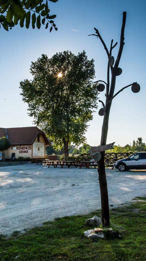 Bed and Breakfast La Curia Panzio Dunaszeg Екстер'єр фото